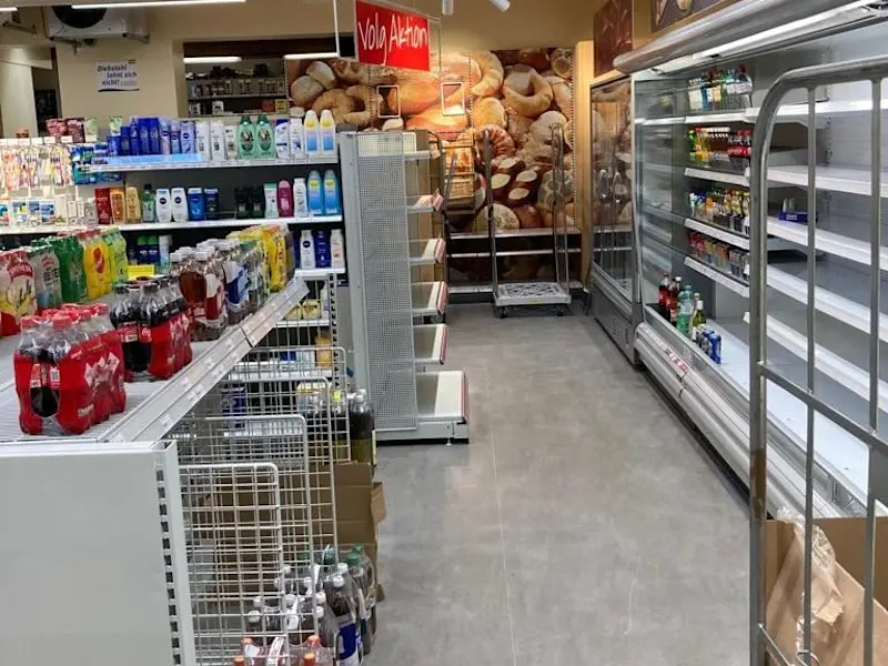 Umbau- und Einrichungsarbeiten 12