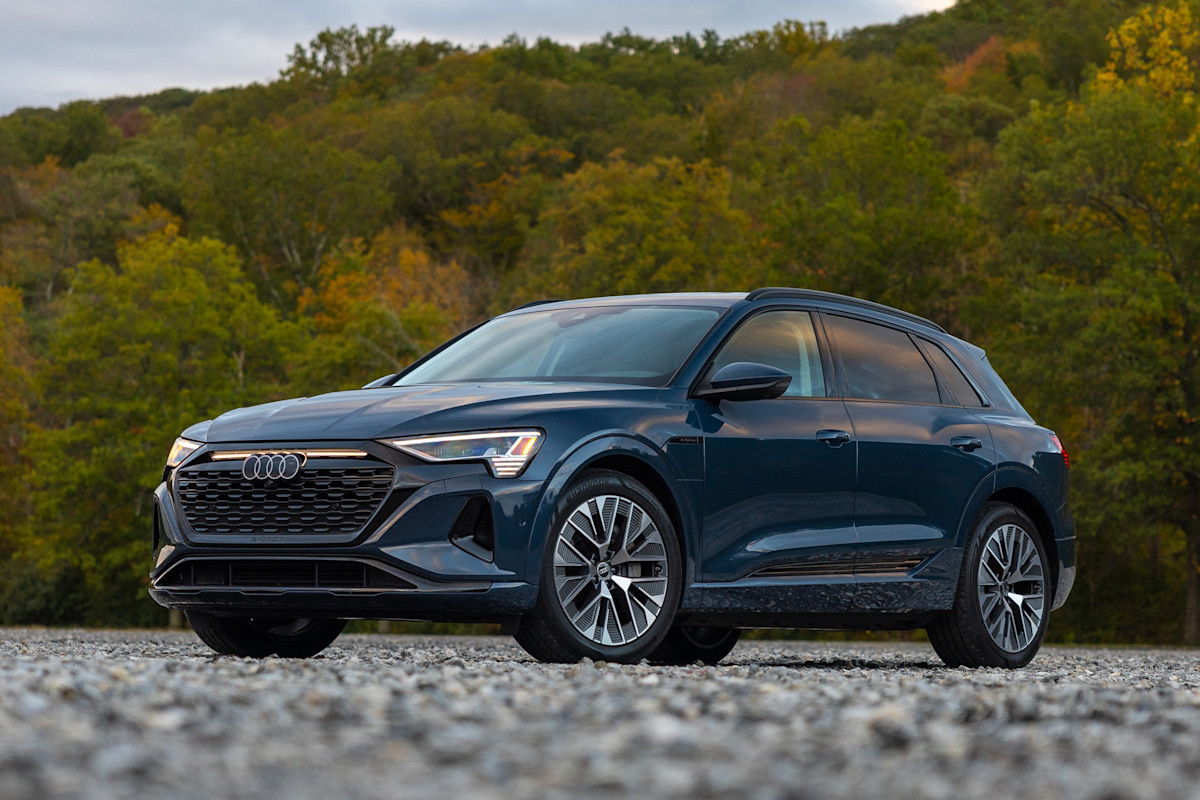 2025 Audi Q8 e-tron Preview - summary