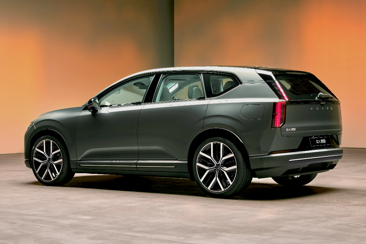 2026 Volvo EX60 rear 3 4 1