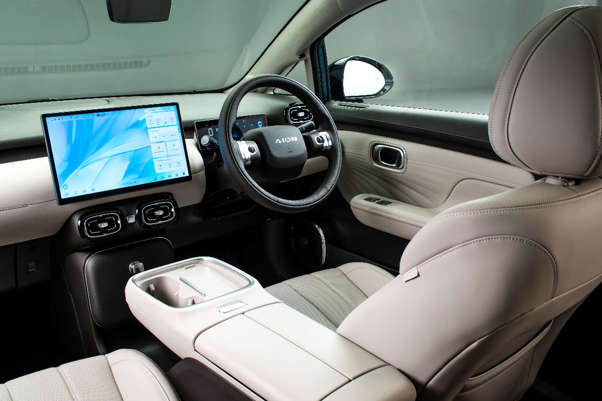 Aion UT interior