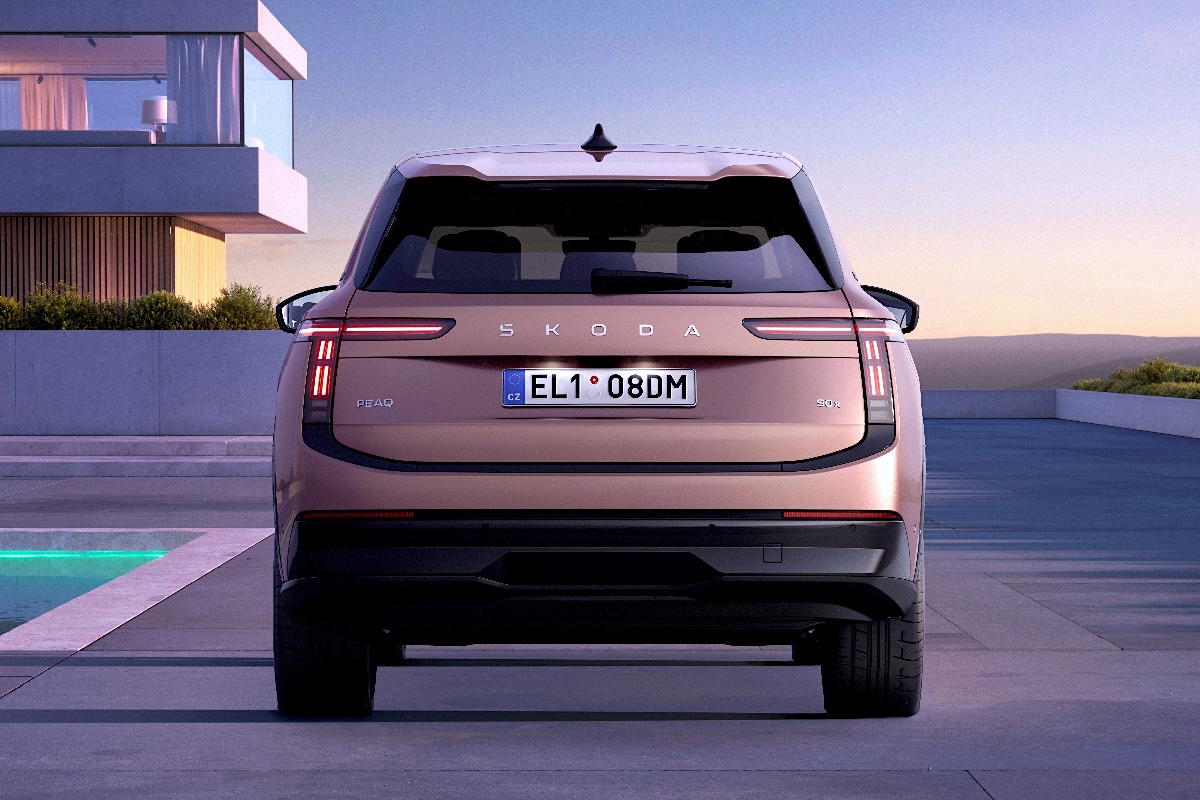 2026 Skoda Peaq rear 1