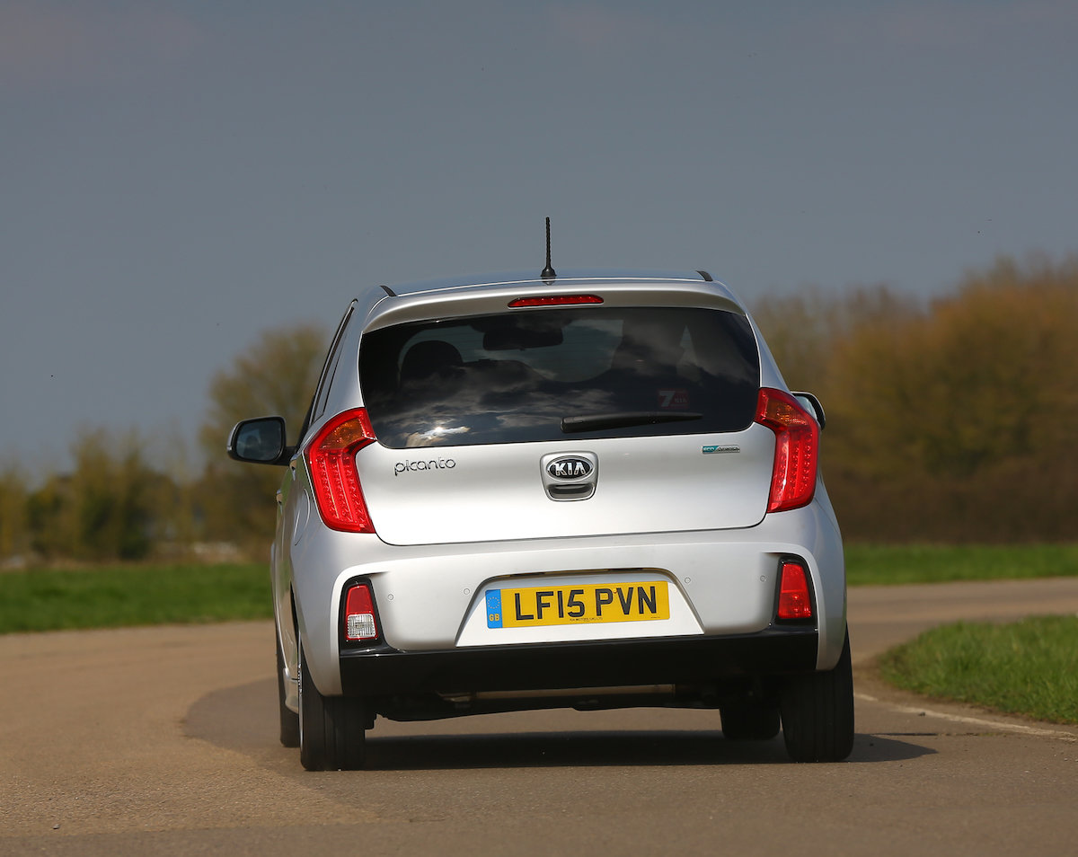 Kia Picanto Review (2011-2016) Kia Picanto Review (2011-2016)