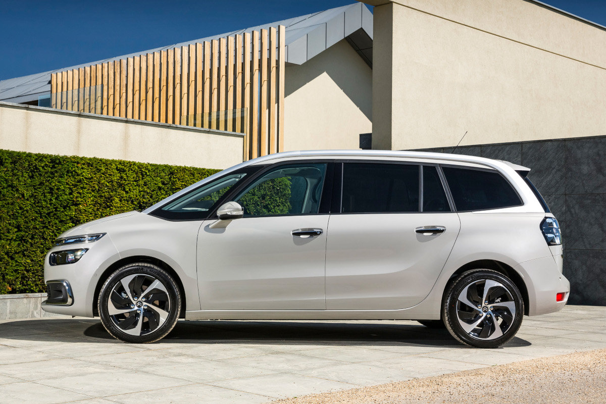 Citroen Grand C4 Picasso Review (2013-2020) Citroen Grand C4 Picasso Review (2013-2020)