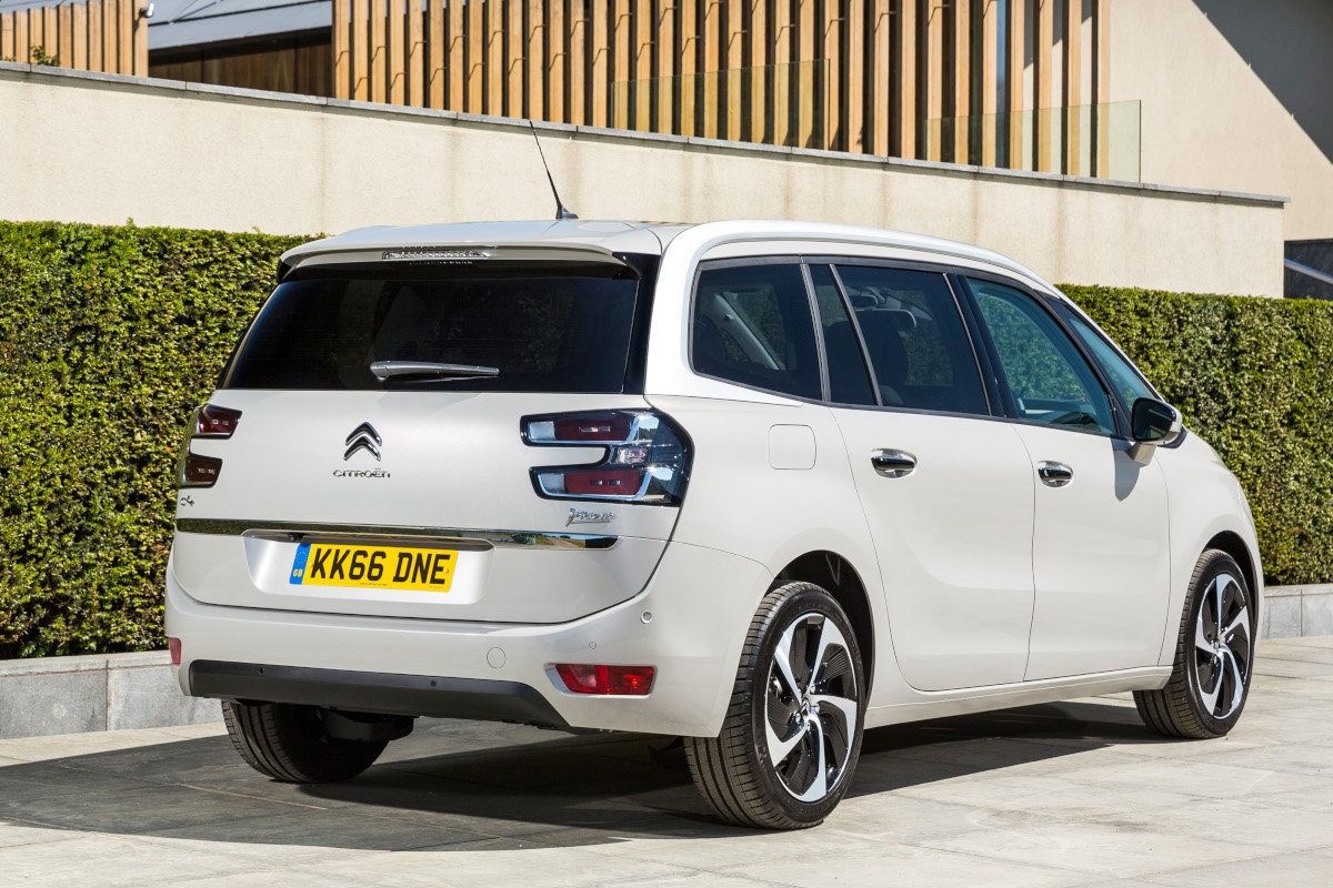 Citroen Grand C4 Picasso Review (2013-2020) Citroen Grand C4 Picasso Review (2013-2020)