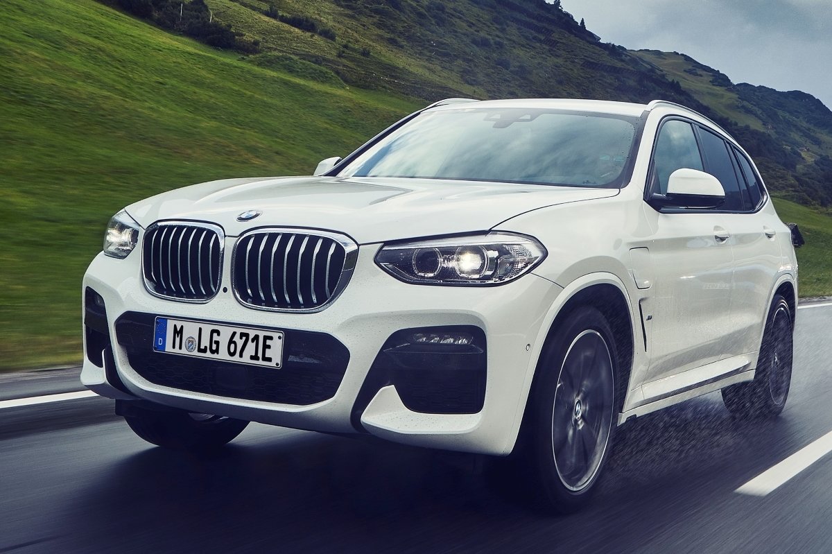 BMW X1 Review (2015-present) BMW X1 Review (2015-present)