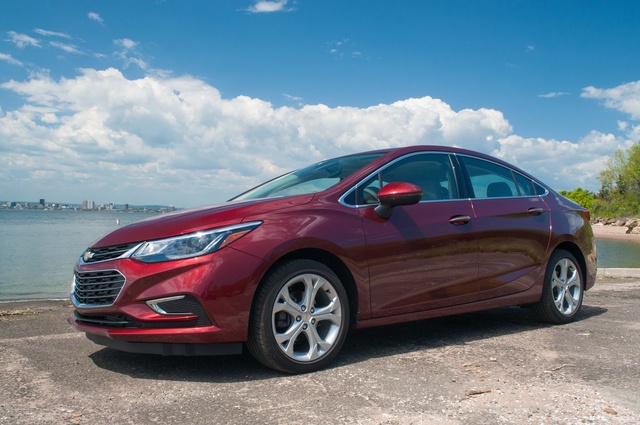 2016 Chevrolet Cruze Preview