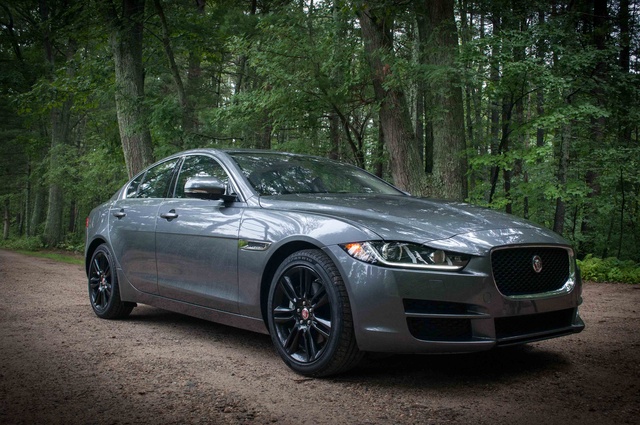 2017 Jaguar XE Preview