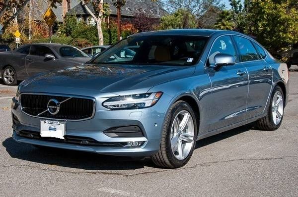 2017 Volvo S90 Preview