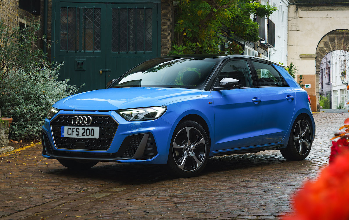 Audi A1 front cornering