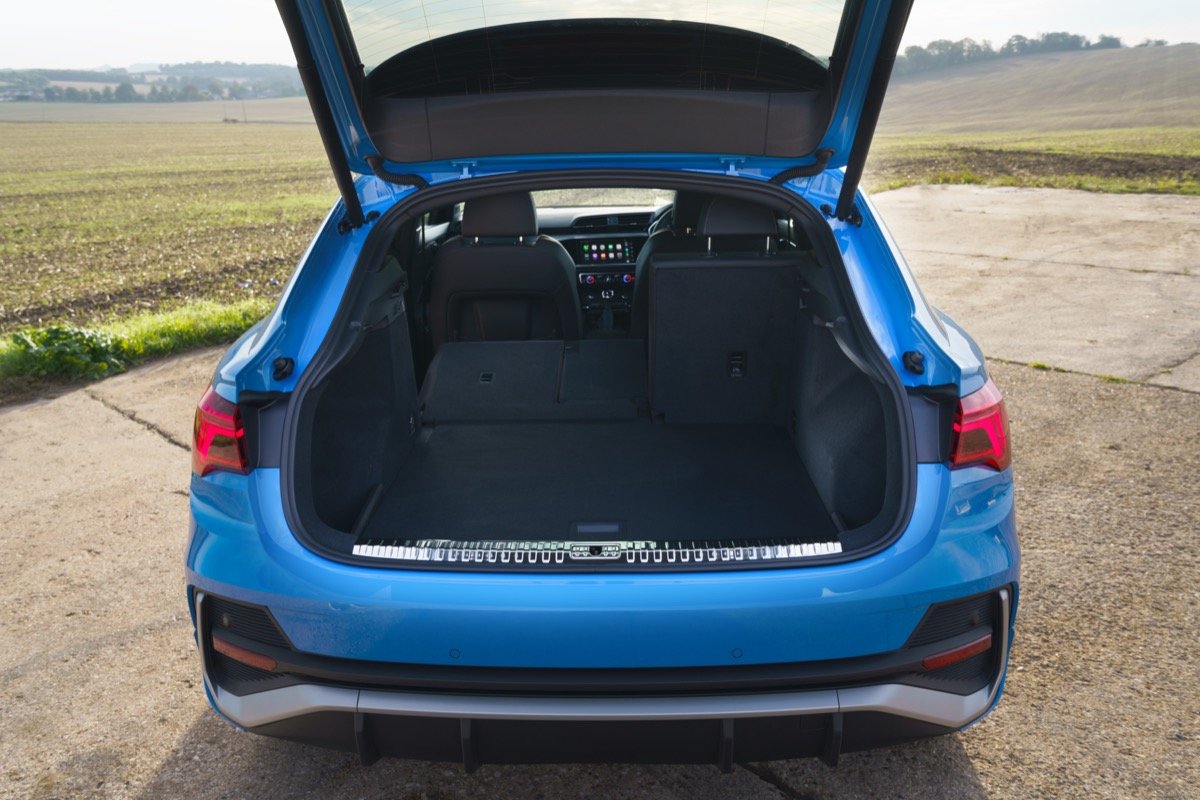 Audi Q3 Review (2018-present) Audi Q3 Review (2018-present)