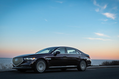 2020 Genesis G90