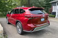 Picture of 2020 Toyota Highlander Hybrid