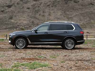 2021 BMW X7