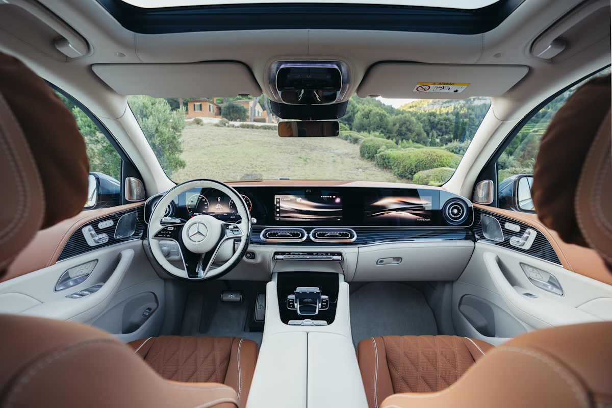 2027 Mercedes-Maybach GLS Preview - interior