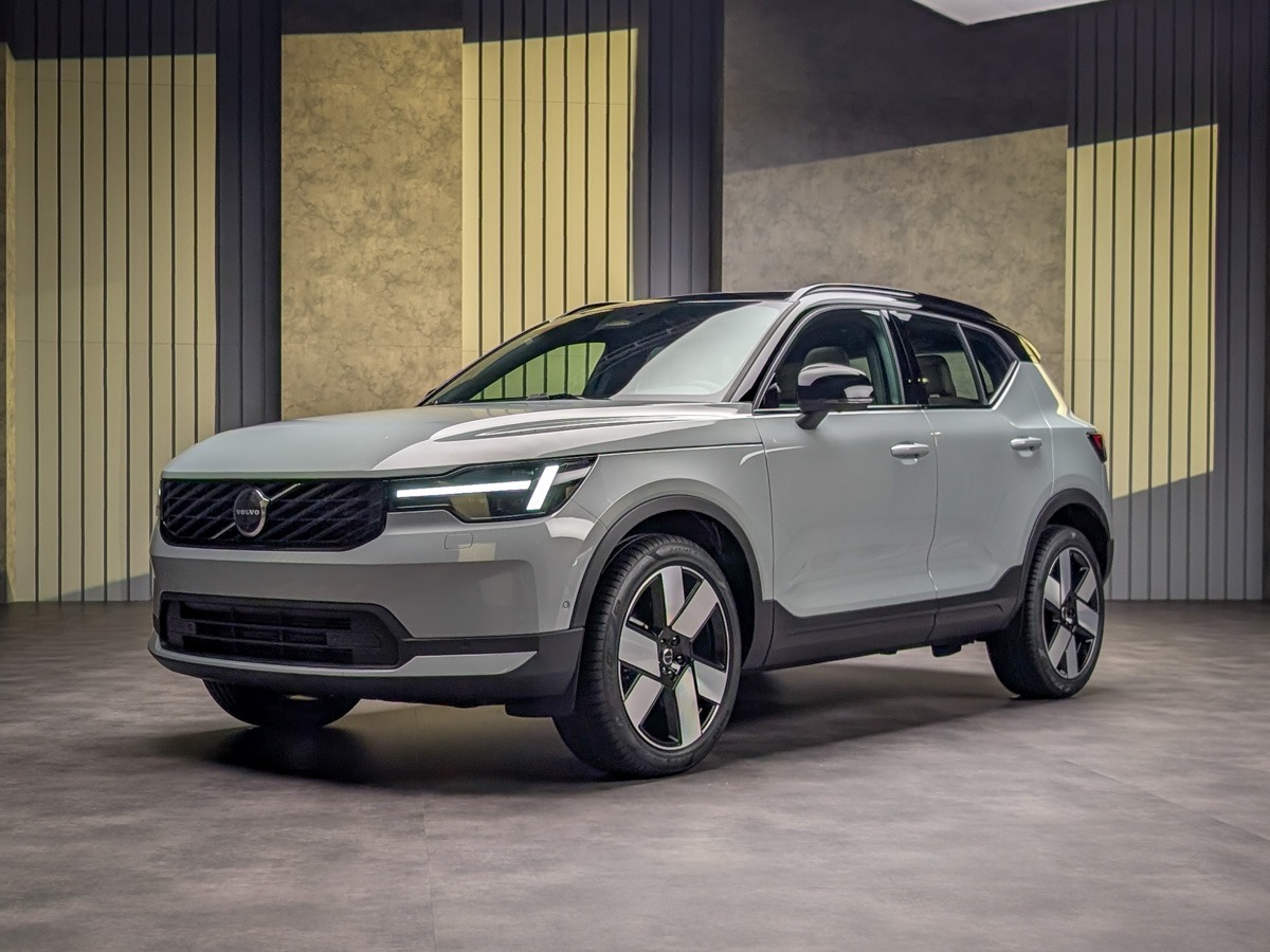2028 Volvo XC40 preview