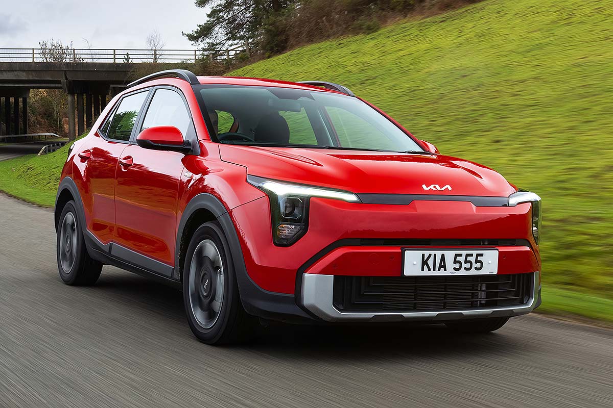 2026 Kia Stonic front cornering