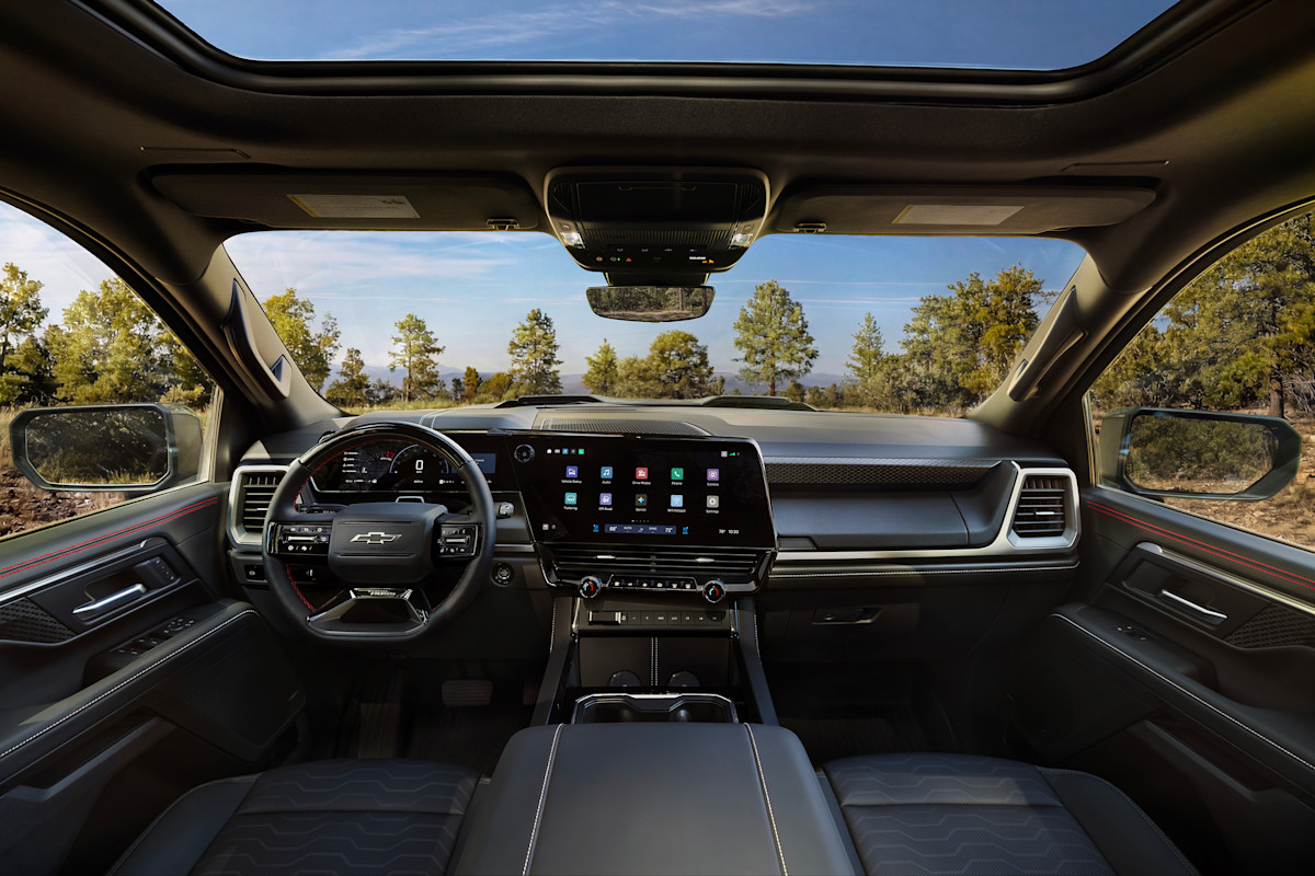 MY27 Chevrolet Silverado Trail Boss Interior