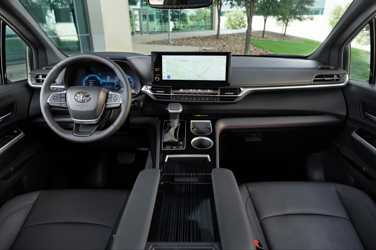 2026 Toyota Sienna Preview - interior