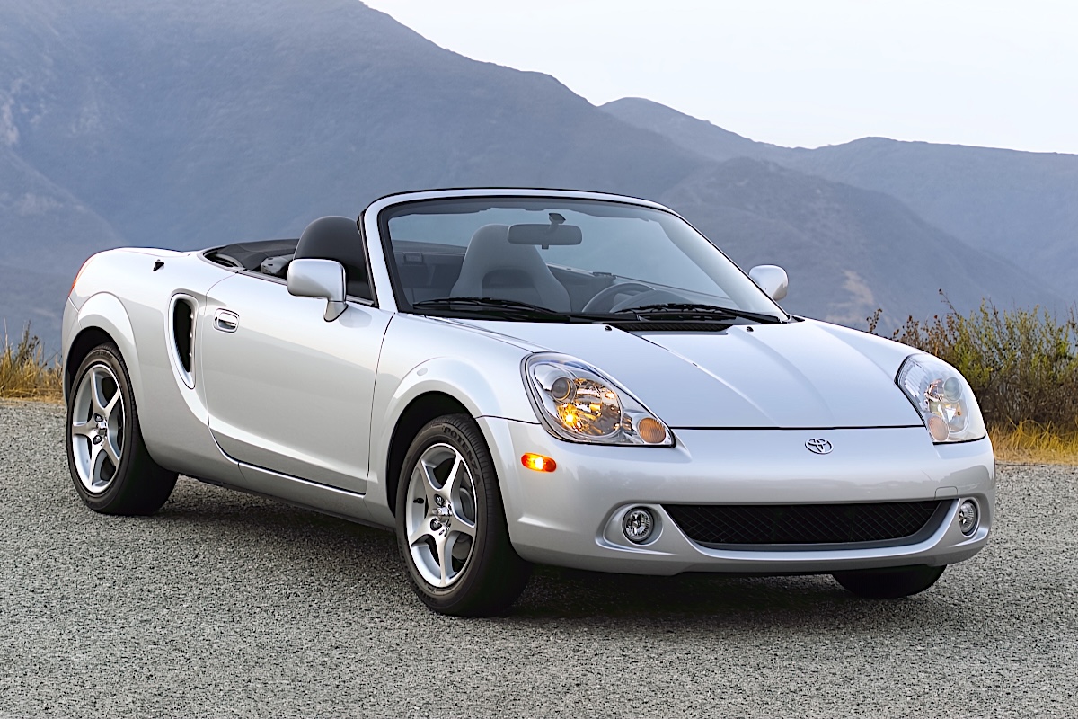 2003 Toyota MR2 Spyder 2