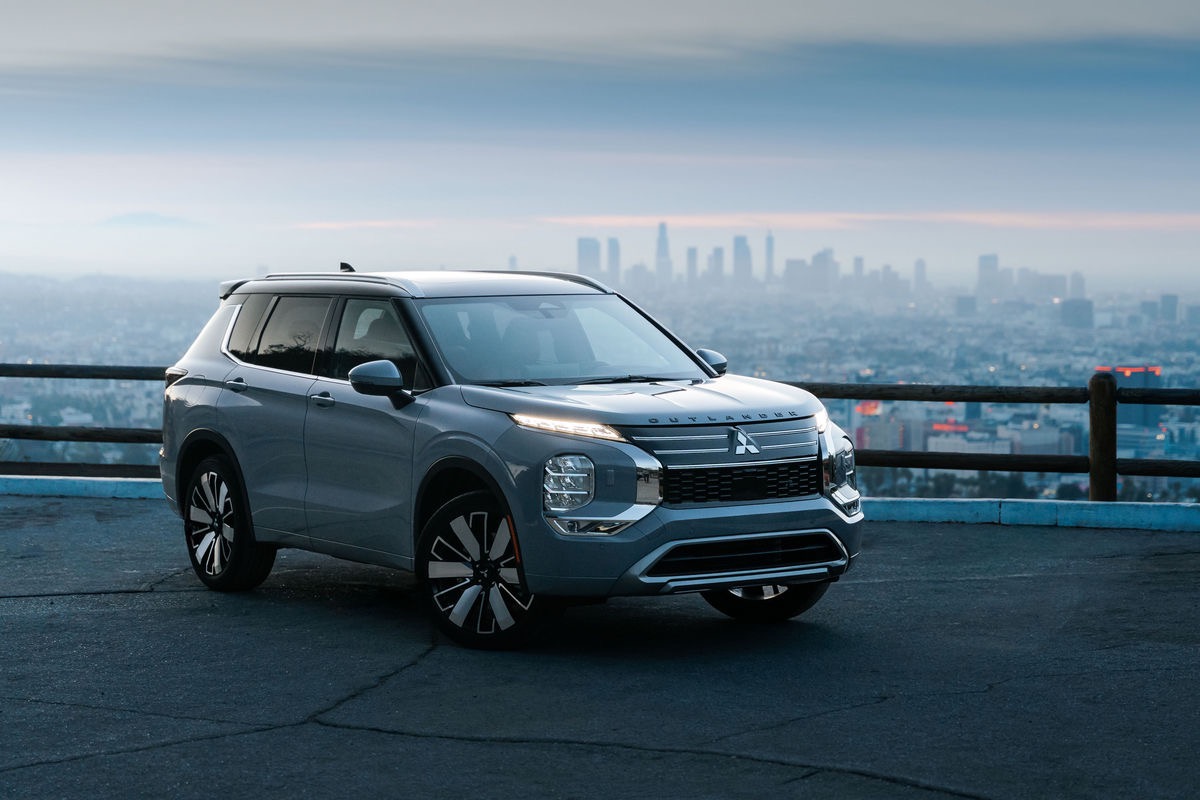 2026 Mitsubishi Outlander Preview - summary