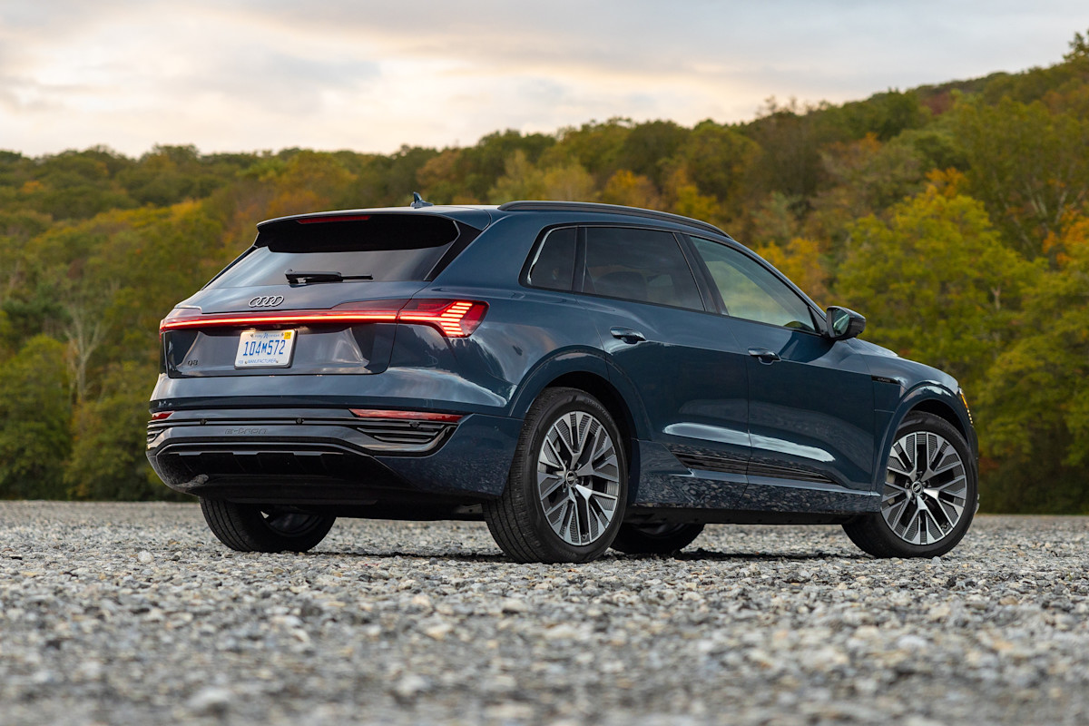 2025 Audi Q8 e-tron