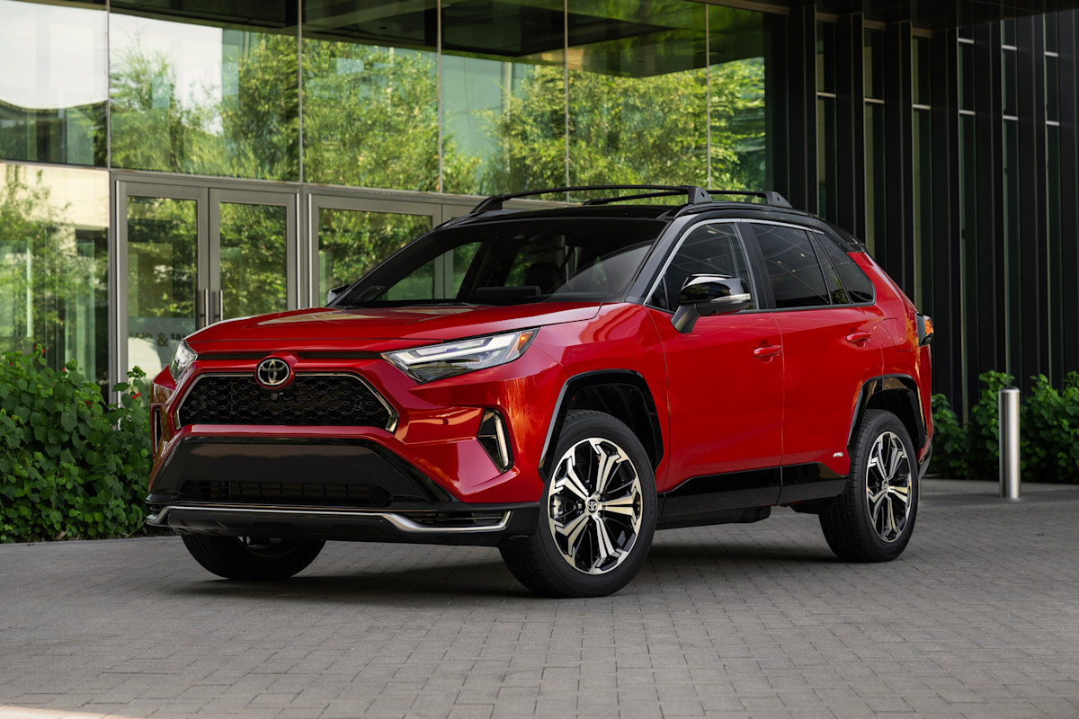 2025 Toyota RAV4 Plug-In Hybrid - summary