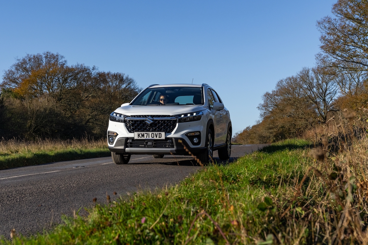 Suzuki S Cross front driving 2