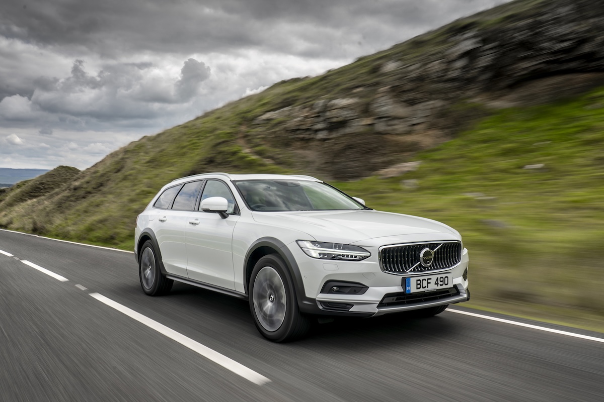 volvo v90 cross country