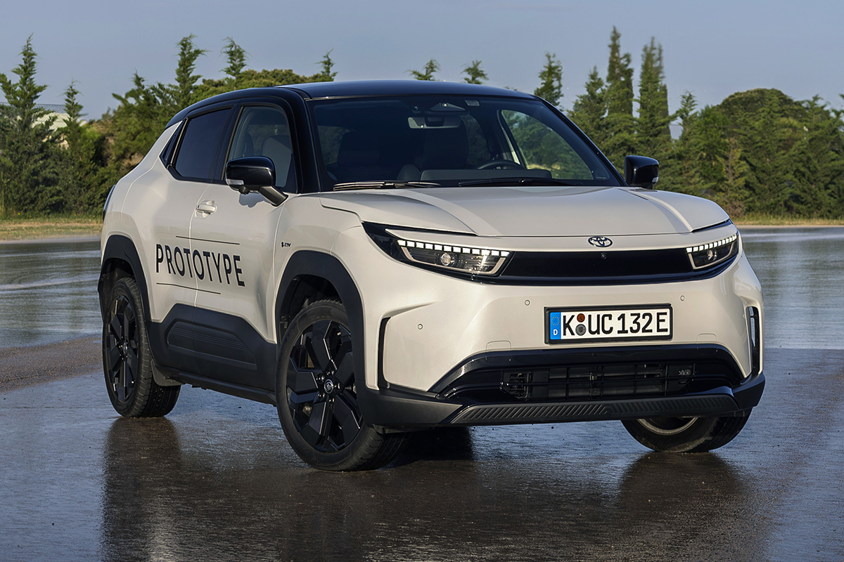 Toyota Urban Cruiser front 2