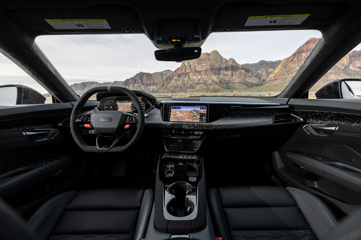 2026 Audi e-tron GT Preview - interior