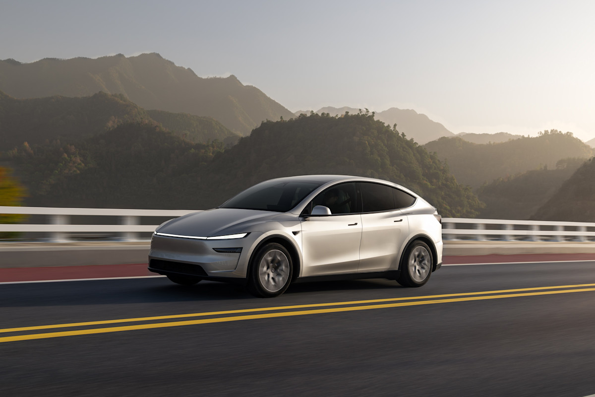 2027 Tesla Model Y L Preview - summary