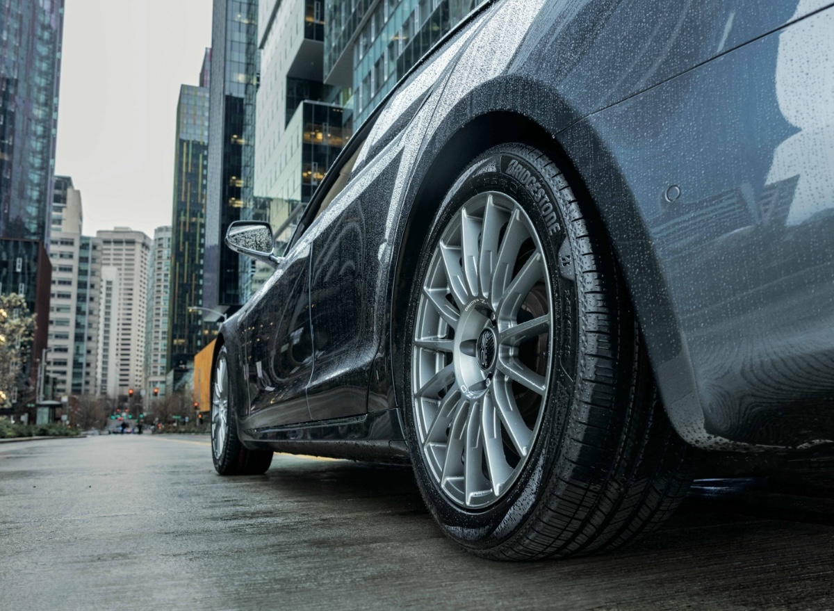 Bridgestone Turanza EV Rain Cityscape