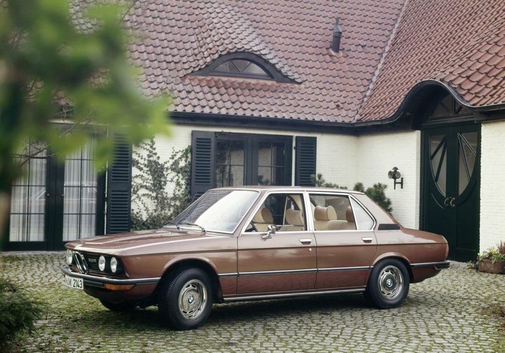 Automotive Reincarnations: Triumph 2000 and BMW 5 Series Front Side View 3