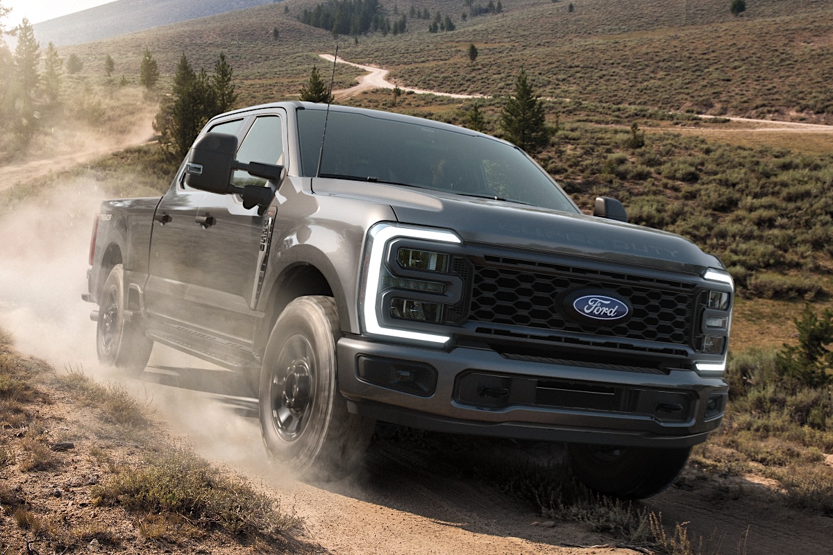 2027 Ford F-250 Super Duty XL STX Tremor