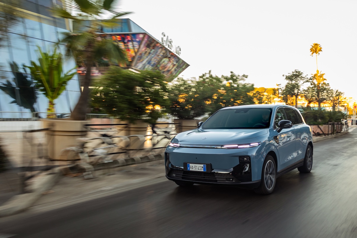 LeapMotor B10 driving