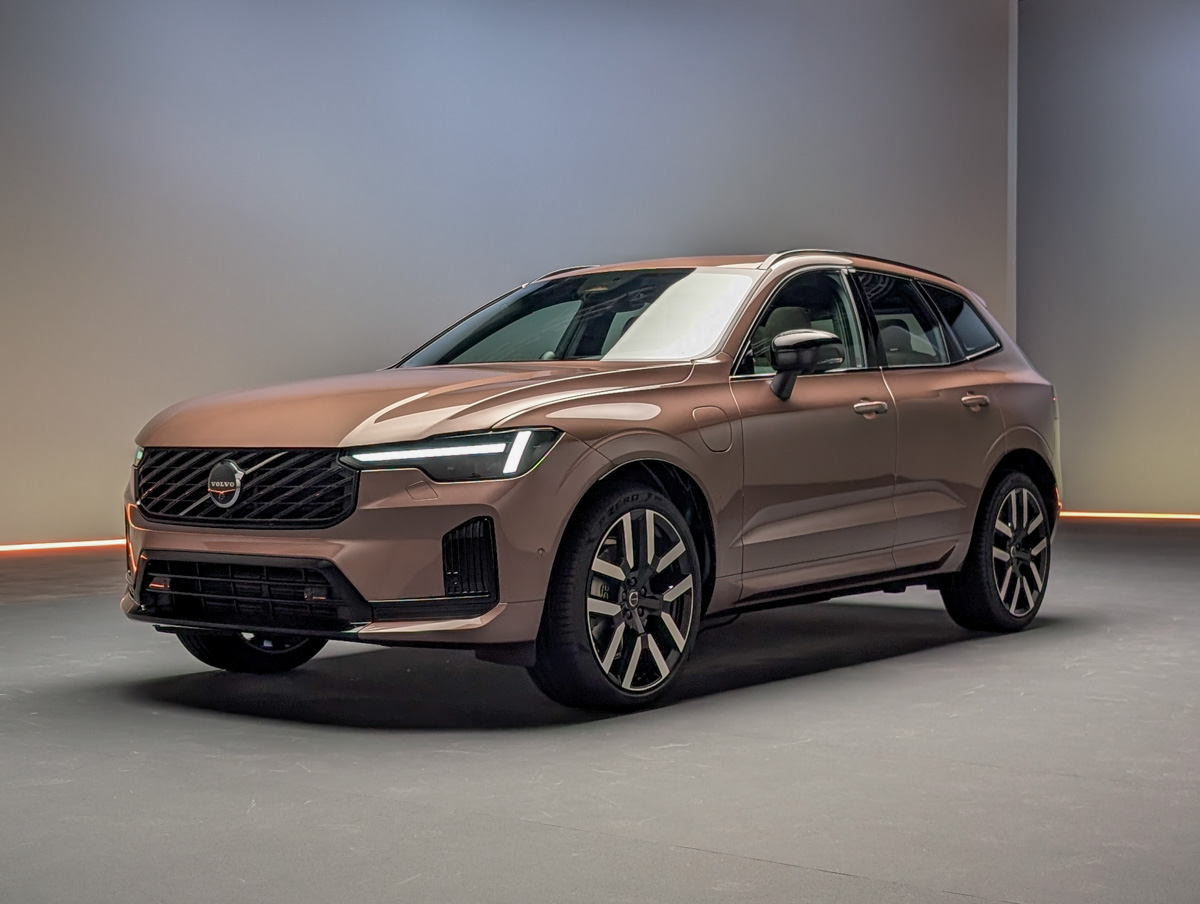 2028 Volvo XC60 preview