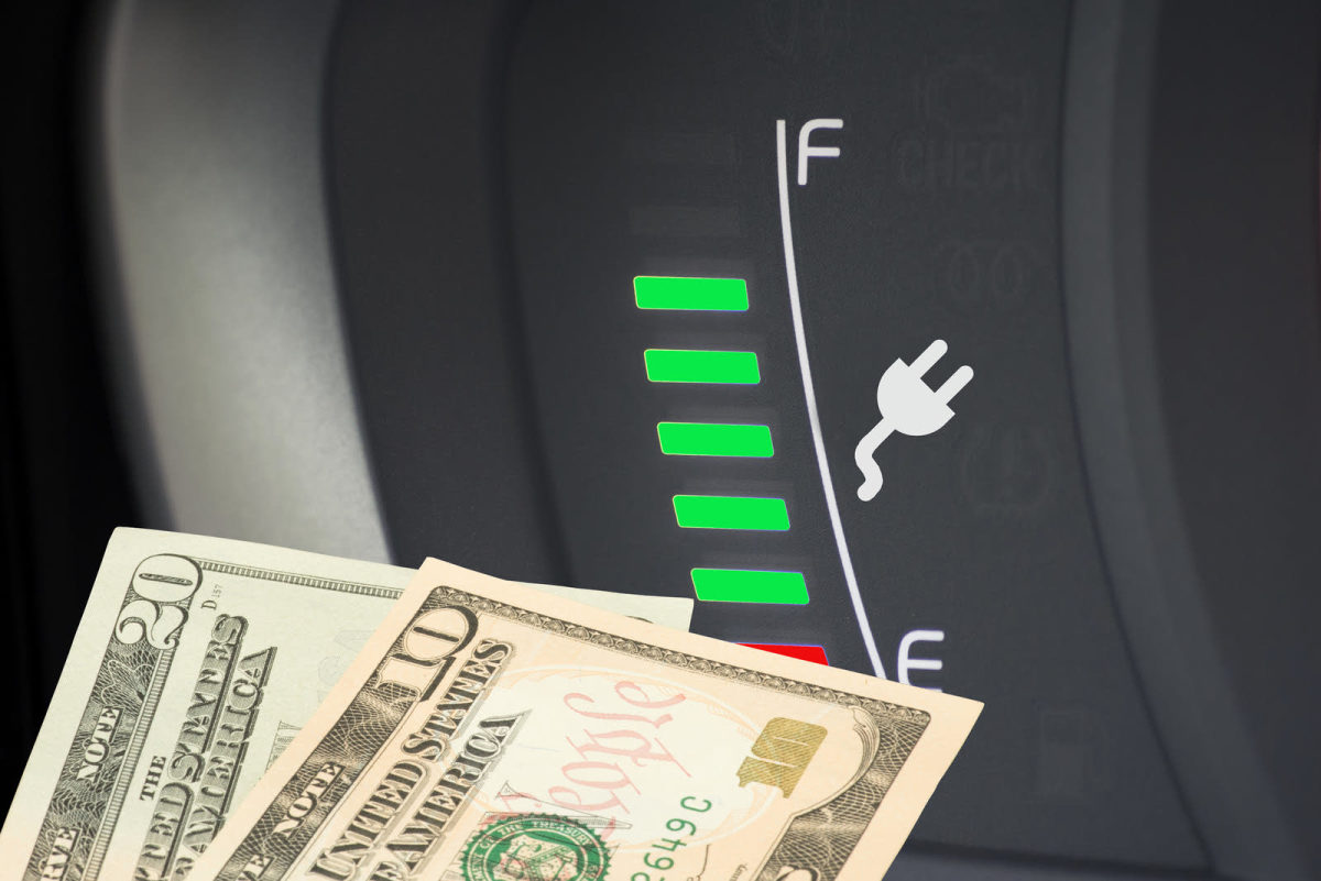 How Much Does it Cost to Charge an Electric Car?