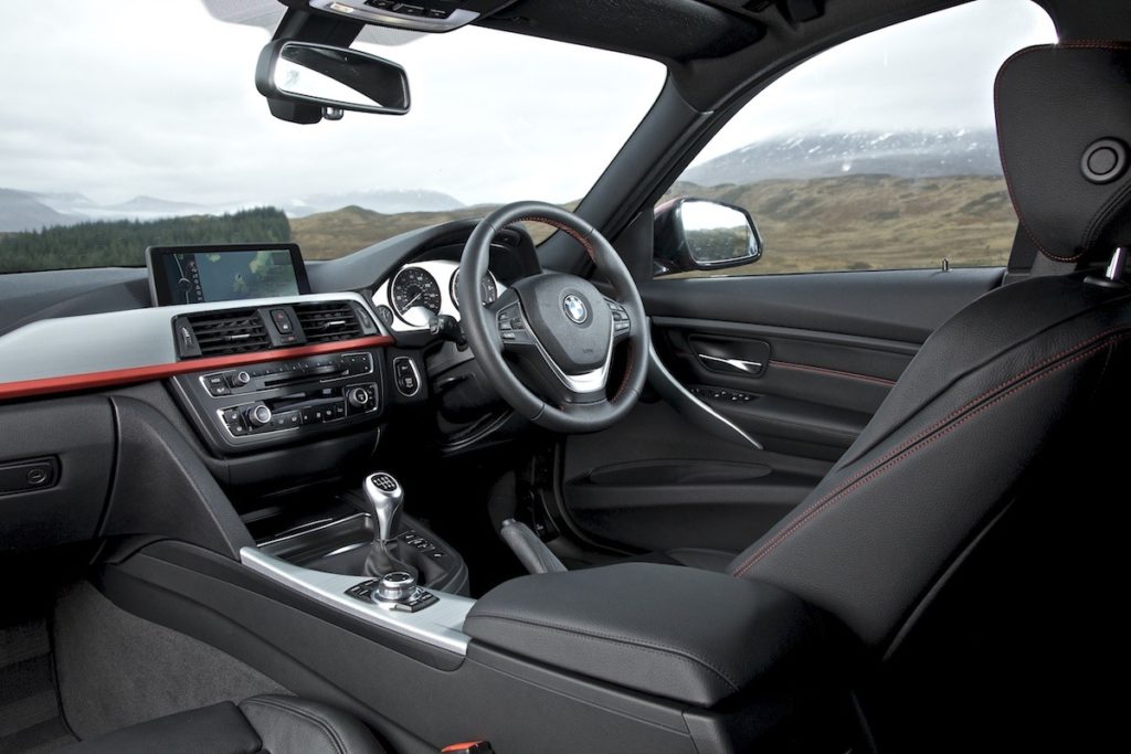 History Guide: BMW 3 Series 6th Generation Interior