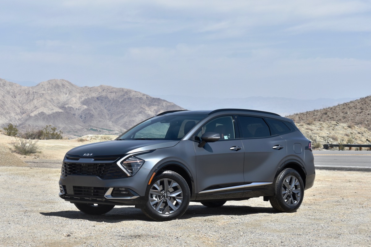 Video Review: 2023 Kia Sportage Hybrid Expert Test Drive