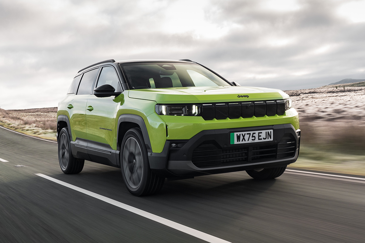 2026 jeep compass front green driving