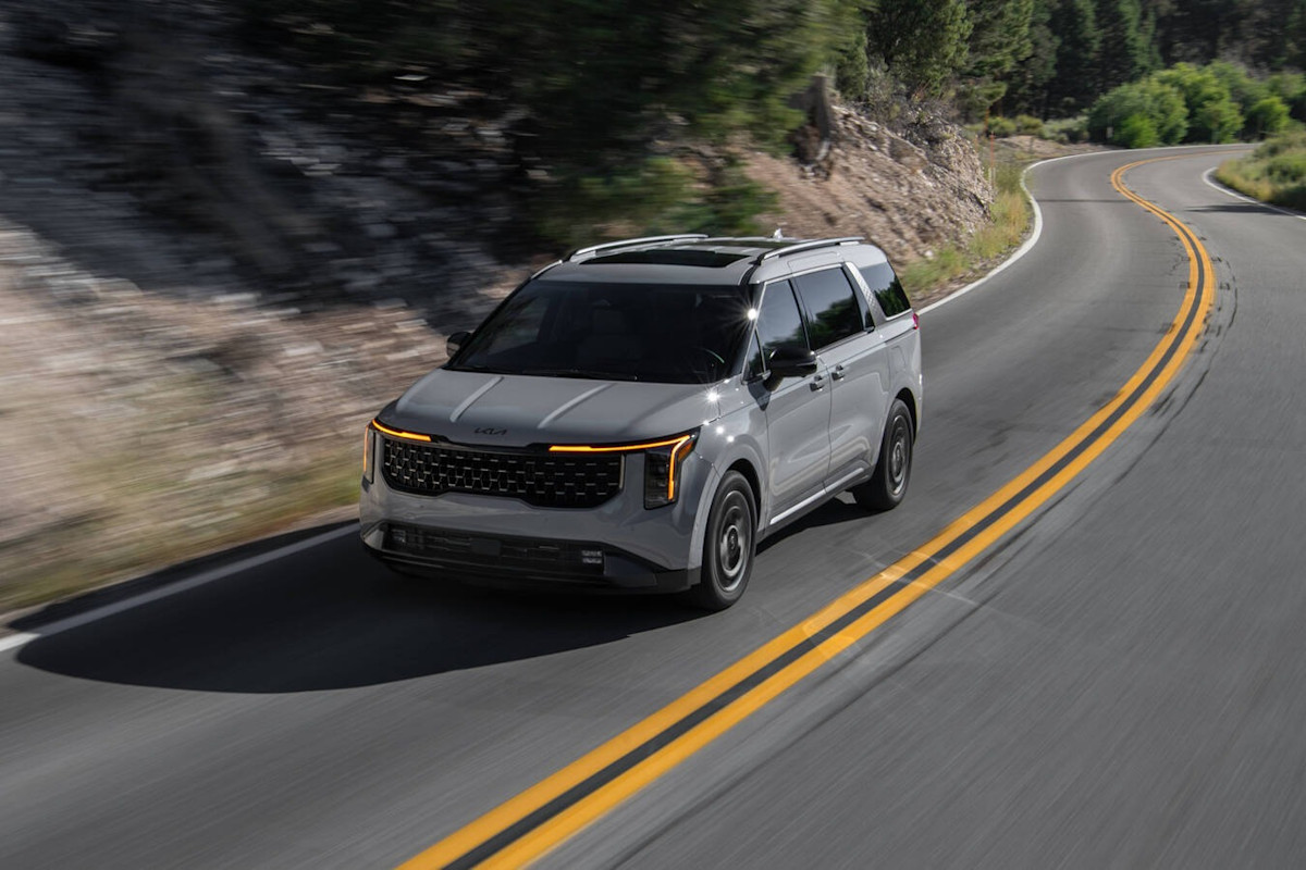 2026 Kia Carnival Hybrid Preview - summary