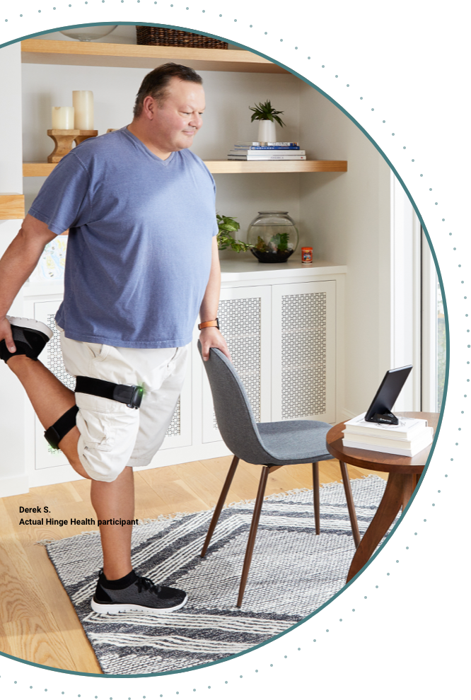 Hinge Health knee program participant Derek S. exercising his right leg