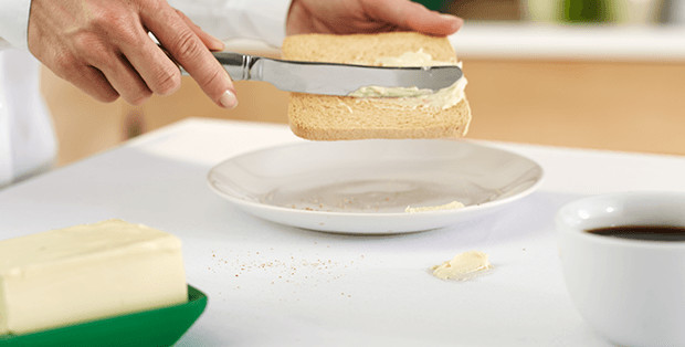 Oil and grease stains like margarine can easily occure while cooking