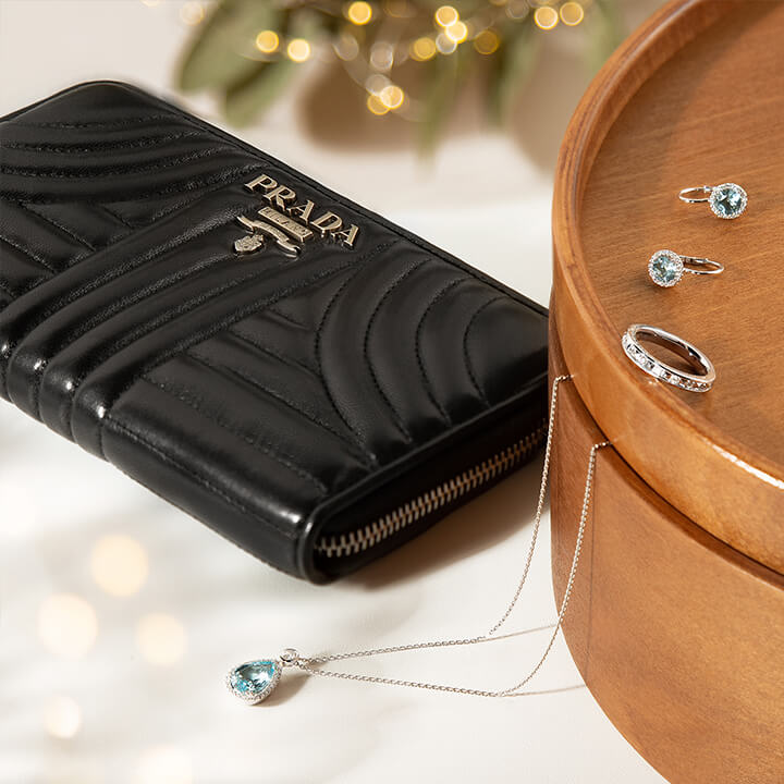 GIFTS OVER 500 €