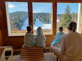 Familien-Wellness-im-Waldhotel