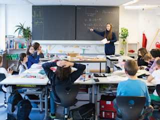 Kinder lernen in der Talenta