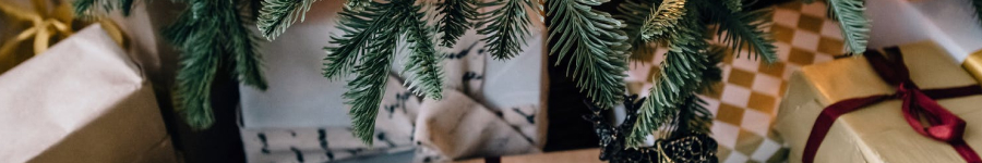 Christmas Payroll Guide | Presents