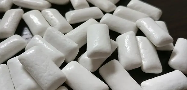 lots of sticks of gum lots of sticks of gum