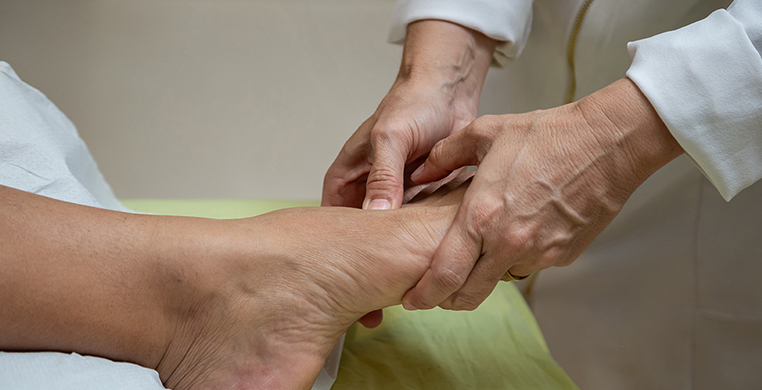 ejercicios-persona-en-cama-interna-1