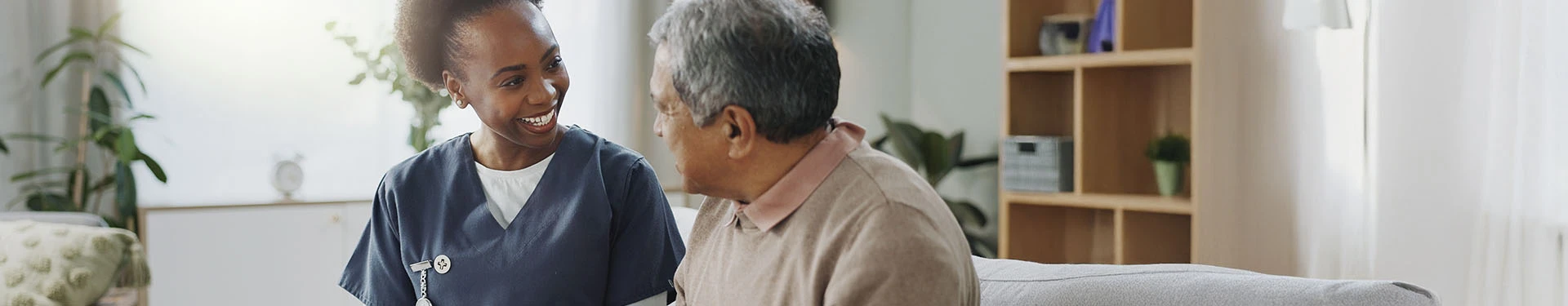 ¿Cómo organizar la casa para el cuidado de un adulto mayor?